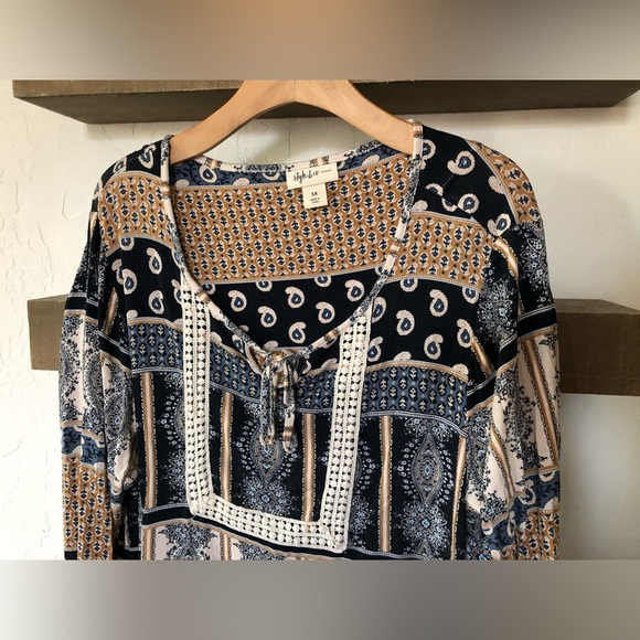 Style & Co|Boho mixed pattern tan jersey knit long sleeve blouse, asymmetrical• - Picture 3 of 10